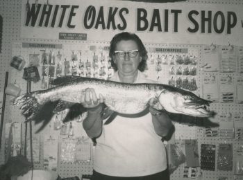 White Oaks Bait Shop, Lake Okoboji, 1972